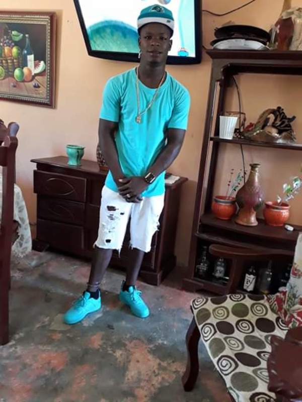 Date this cute France man Starling from Guyana FR292