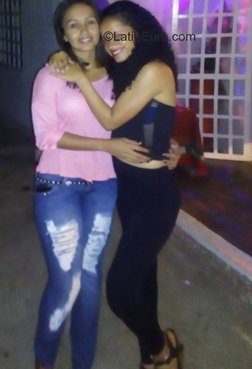 Date this delightful Venezuela girl Mariana from Ciudad Guayana VE2695