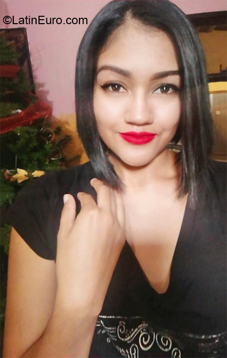 Date this cute Venezuela girl Eduarlis from La Victoria VE2697