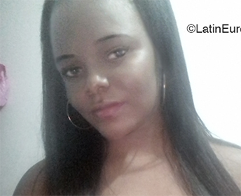 Date this voluptuous Colombia girl Tatiana from Cali CO26054
