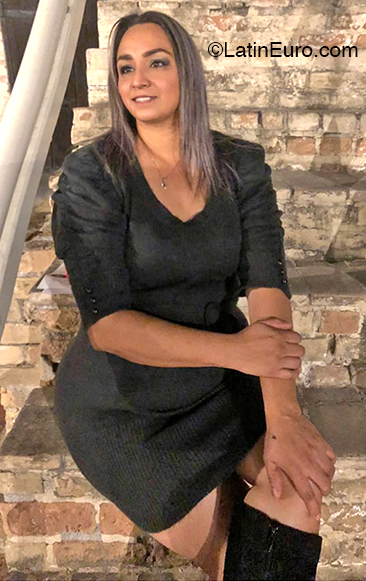 Date this lovely Mexico girl Connie from Matamoros MX1689