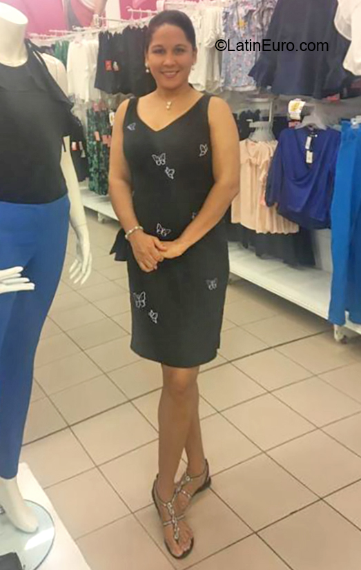 Date this young Dominican Republic girl Natalia from Sabana De La Mar DO36112