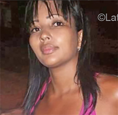 Date this voluptuous Colombia girl Arleth from Cartagena CO26114