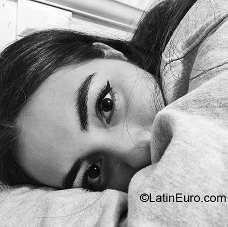 Date this passionate Ecuador girl Camila from Guayaquil EC385