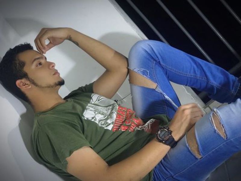 Date this passionate Colombia man Guzzy from Medellin CO26256
