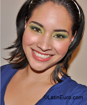 Date this hot Colombia girl Paulina from Barranquilla CO27547