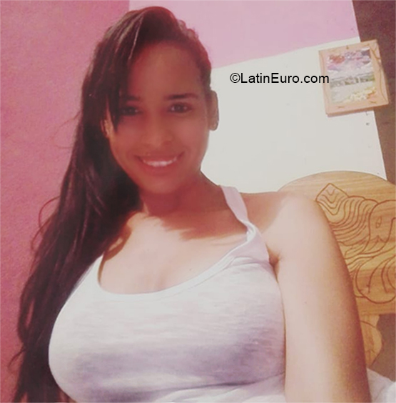 Date this good-looking Venezuela girl Maria from Puerto Ordaz VE2798