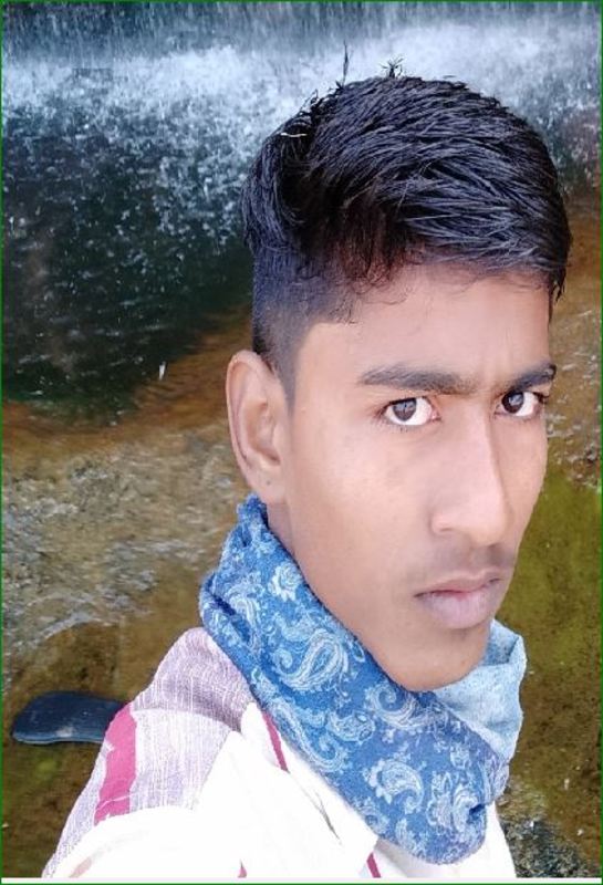 Date this happy India man Badhiya from Bk (palanpur) IN371