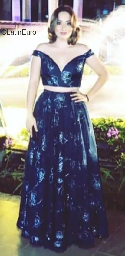 Date this stunning Colombia girl Stephany from Cali CO26320