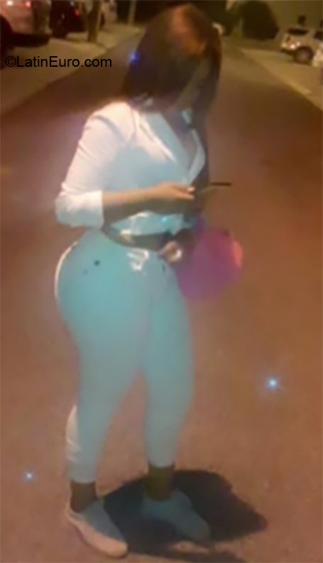 Date this sensual Dominican Republic girl Keisha from Santo Domingo DO36689