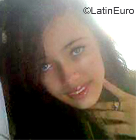 Date this good-looking Dominican Republic girl Marina from Pereira DO36715