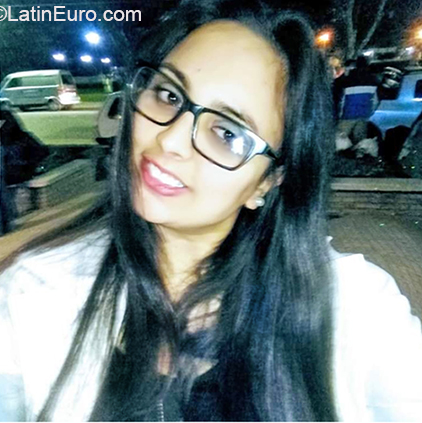 Date this foxy Uruguay girl Beatriz from Montevideo UY32