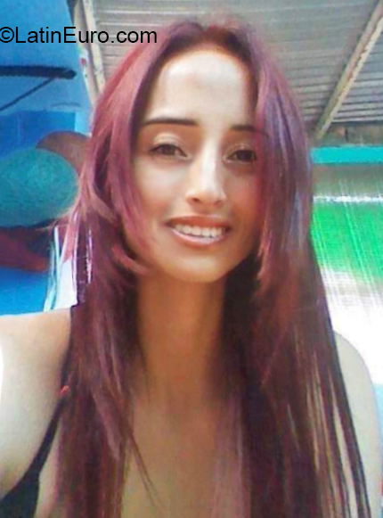 Date this foxy Colombia girl Melissa from Bogota CO26365