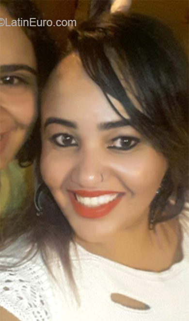 Date this attractive Brazil girl Amina from Teixeira de Freitas BR10970