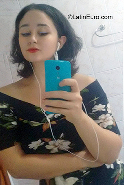 Date this tall Brazil girl Gabriela from Caxias do sul BR10975
