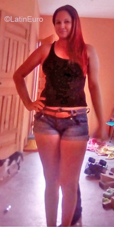 Date this tall Honduras girl Keila from Puerto Cortes HN2731