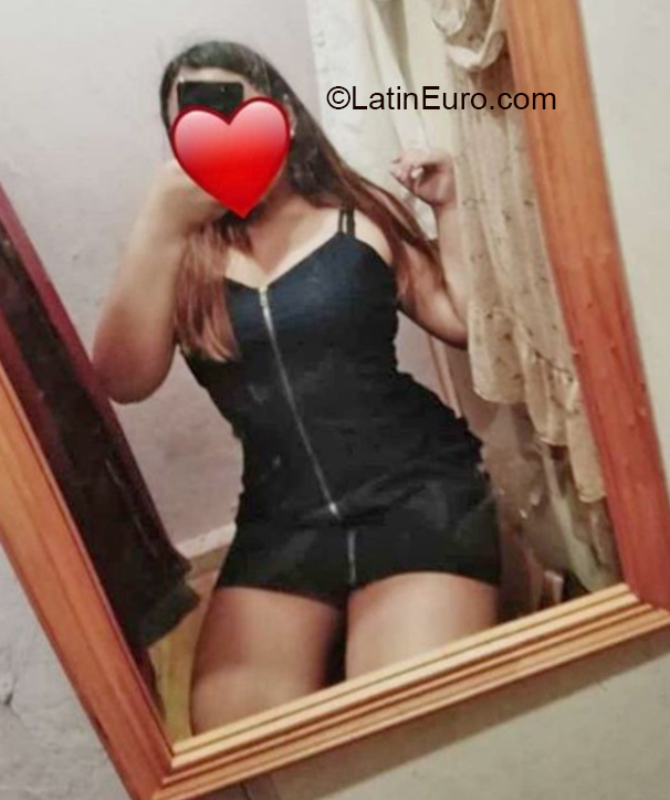 Date this foxy Chile girl Antonella from Quellon CL154