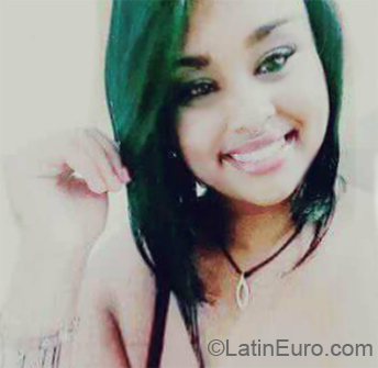 Date this exotic Brazil girl Isabela from Belo Horizonte BR10990