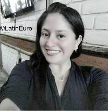 Date this sensual Peru girl Lisset from Piura PE1473