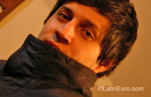 Date this cute Argentina man Maximiliano from Buenos Aires AR297