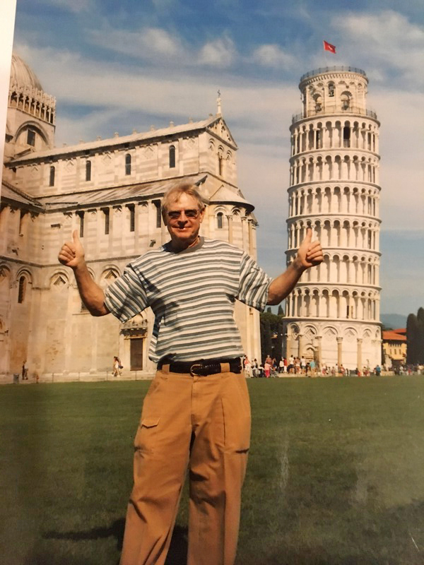 Date this tall United States man Charlie from Raleigh US20558