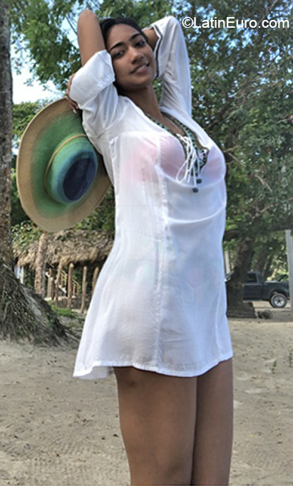 Date this good-looking Dominican Republic girl Rama from Sabto Domingo DO37040