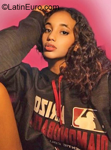 Date this georgeous Dominican Republic girl Karla from La Romana DO37060