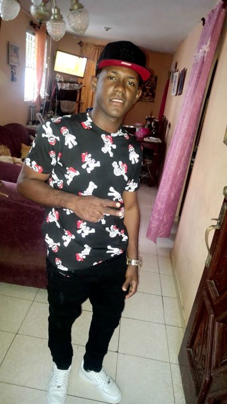 Date this exotic Dominican Republic man Estarlin from Santo Domingo Este DO37084