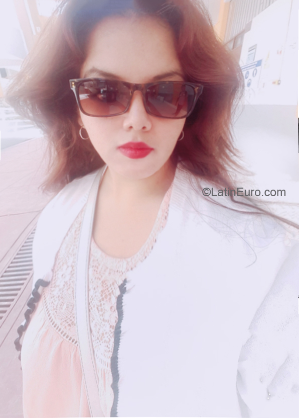 Date this stunning Peru girl Josephina from Moquegua PE1480