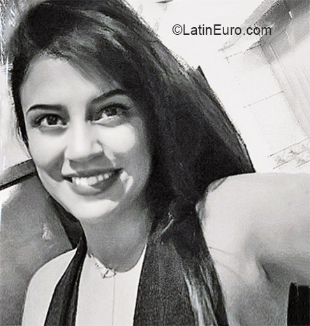 Date this hot Brazil girl Andressa from Santa Maria BR11017