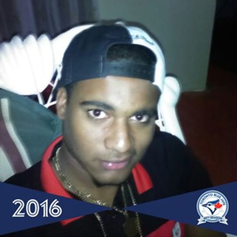 Date this pretty Dominican Republic man AMAURI from Santiago De Los Caballero DO37097