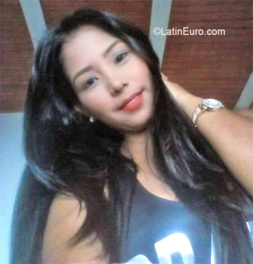 Date this cute Colombia girl Luz from Villavicencio CO26591
