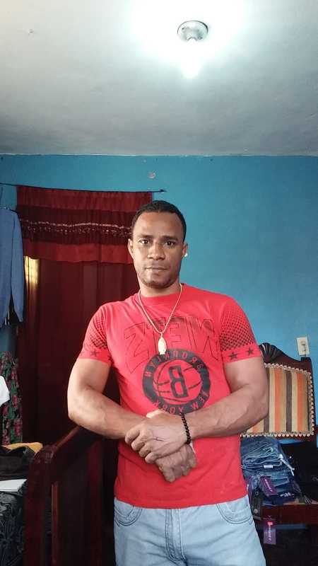 Date this beautiful Dominican Republic man Jose feliz from Santo Domingo DO37114