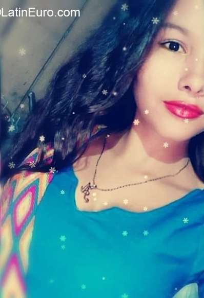 Date this fun Colombia girl Ingrid from Florencia CO26776