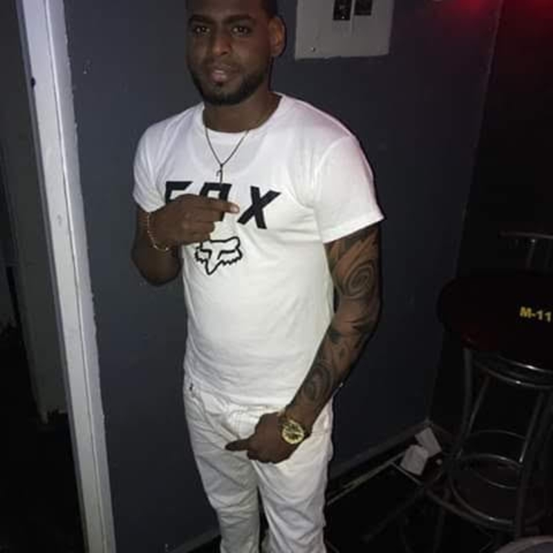 Date this hard body Dominican Republic man Tomas enrrique from Santo Domingo DO37388