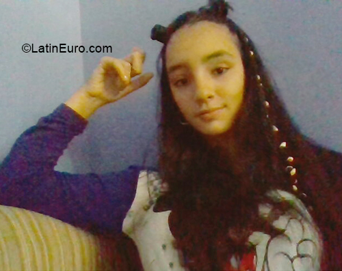 Date this sensual Uruguay girl Lucia from Montevideo UY44