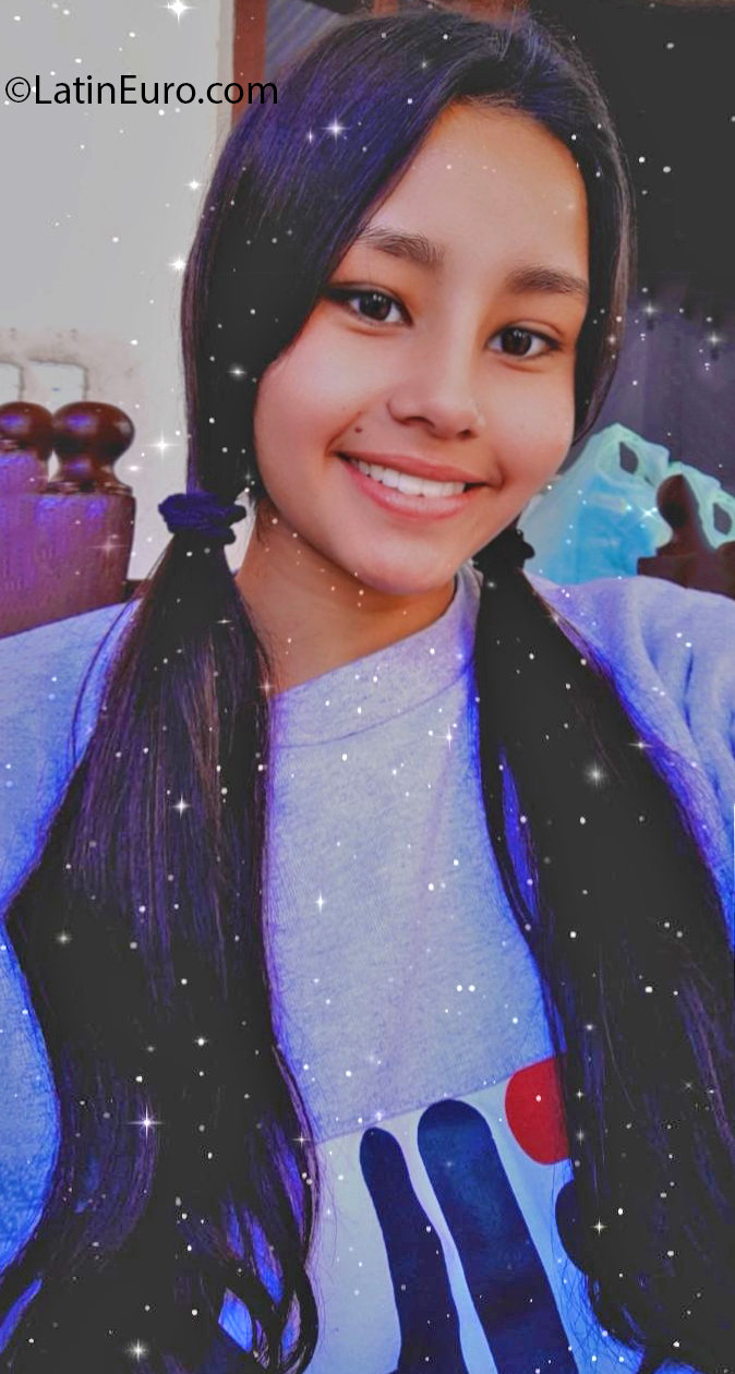 Date this gorgeous Argentina girl Valentina from Salta AR350