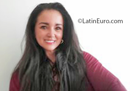 Date this young Colombia girl Gloria from Tulua CO26915