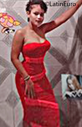 Date this pretty Brazil girl Dreh from Ariquemes BR11072