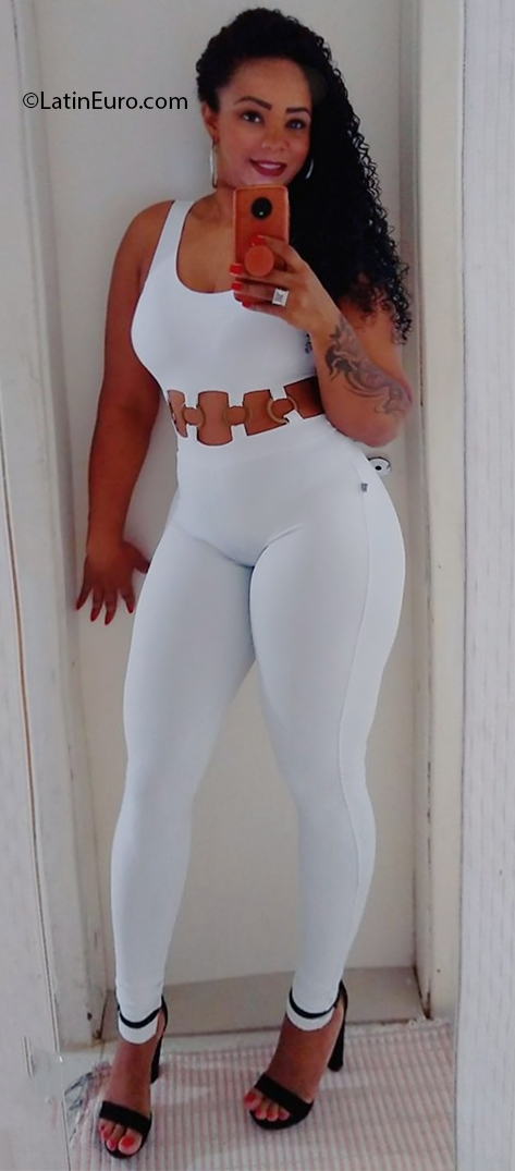 Date this passionate Brazil girl Cassia from Sao Paulo BR11080