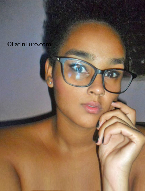 Date this passionate Brazil girl Mara from Ponte Nova BR11081