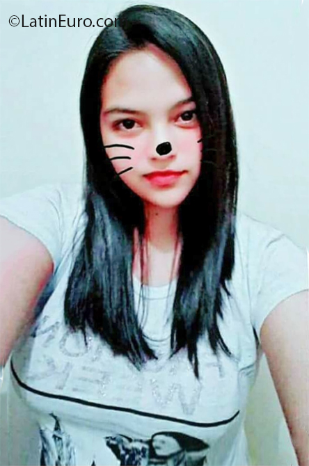 Date this gorgeous Peru girl Angie Murillo from Lima PE1521