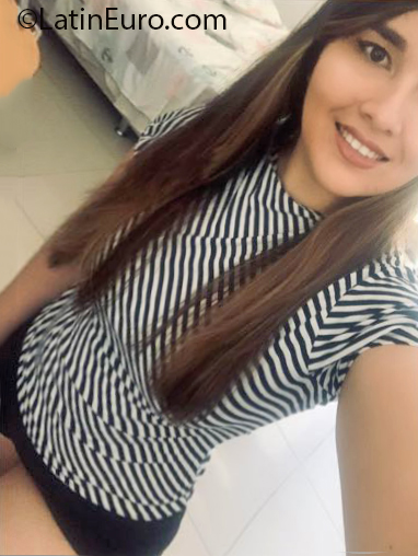 Date this passionate Bhutan girl Lopez from hajnjdtun BO62