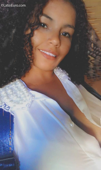 Date this delightful Venezuela girl Maria from Cumana VE3078