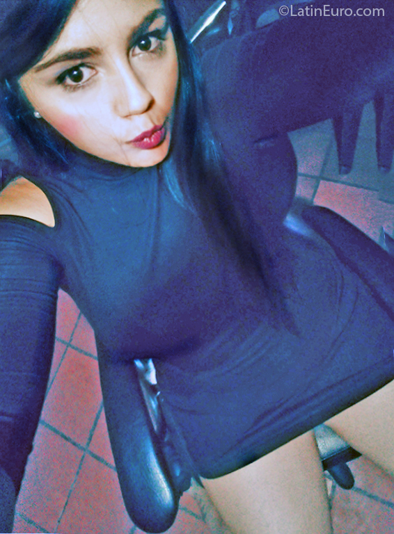 Date this delightful Colombia girl Emily from Medellin CO27037