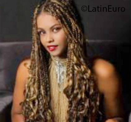 Date this athletic Colombia girl Sofia from Bogota CO27046