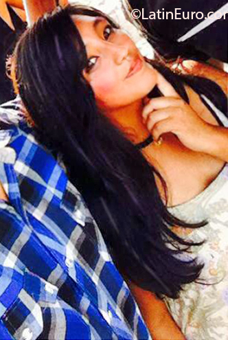 Date this sultry Peru girl Kelita from Lima PE1528