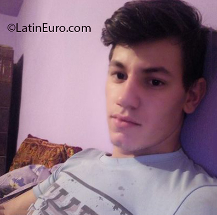 Date this foxy Panama man Ranel from Panama City PA1191