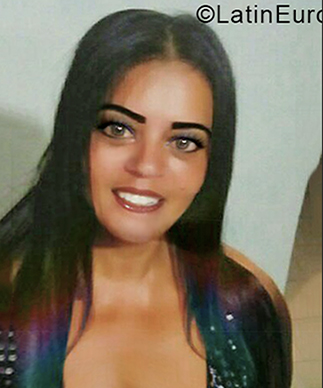 Date this athletic Venezuela girl Aztilay from Guaicaipuro VE3181