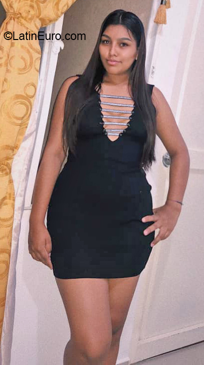 Date this beautiful Colombia girl Jenny from Cali CO27214